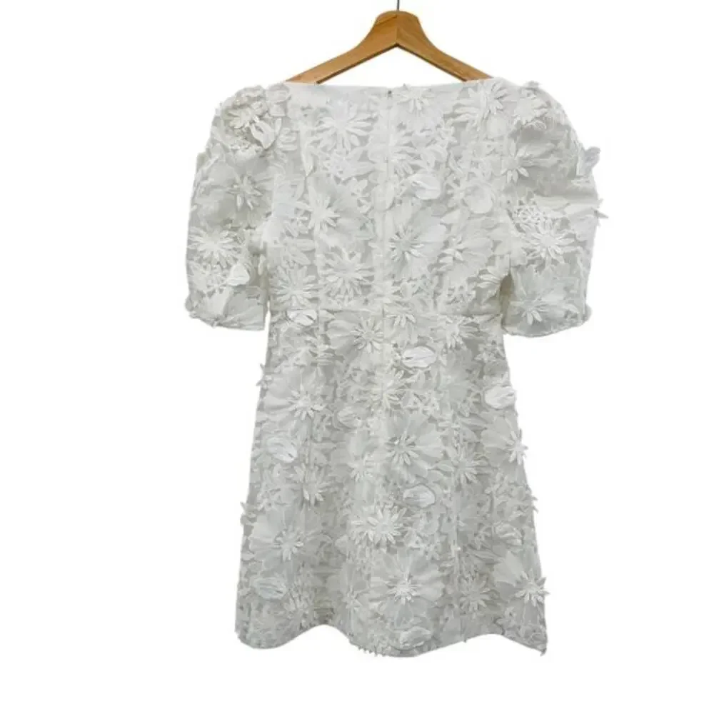 LPA M‎ Revolve white 3D floral Tersa mini dress - Picture 5 of 8